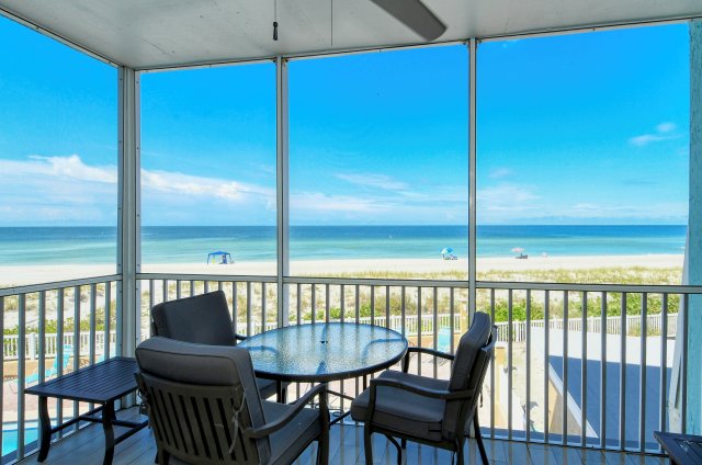 2 Condominium vacation rental located in Anna Maria Island 1