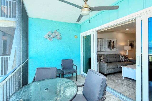 2 Condominium vacation rental located in Anna Maria Island 1