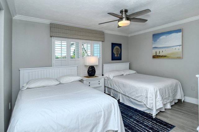 2 Condominium vacation rental located in Anna Maria Island 1