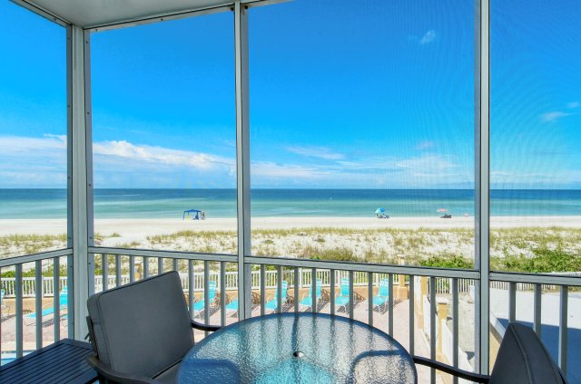 2 Condominium vacation rental located in Anna Maria Island 1