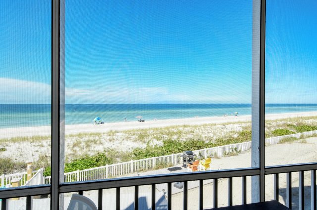 2 Condominium vacation rental located in Anna Maria Island 1