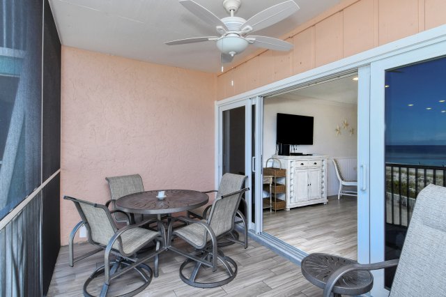 2 Condominium vacation rental located in Anna Maria Island 1