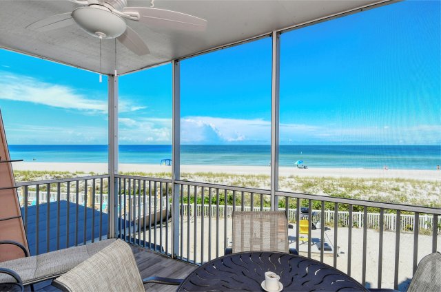 2 Condominium vacation rental located in Anna Maria Island 1