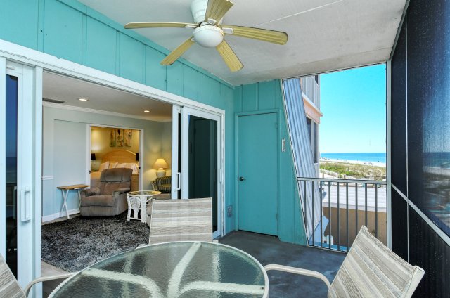 2 Condominium vacation rental located in Anna Maria Island 1