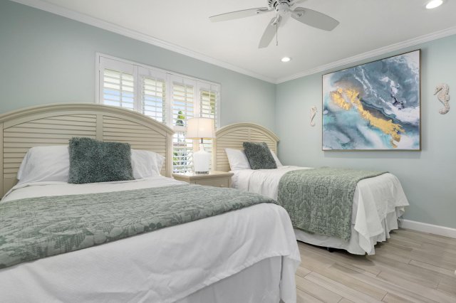 2 Condominium vacation rental located in Anna Maria Island 1