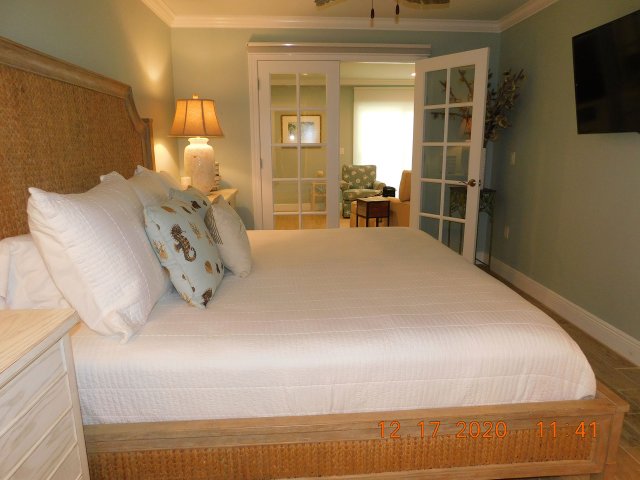 2 Condominium vacation rental located in Anna Maria Island 1