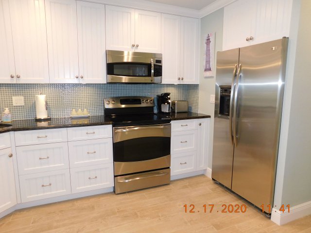 2 Condominium vacation rental located in Anna Maria Island 1