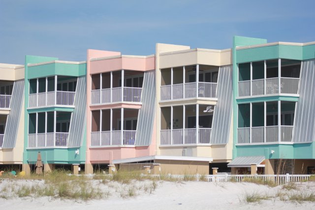 2 Condominium vacation rental located in Anna Maria Island 1