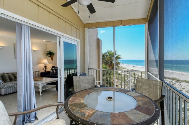 2 Condominium vacation rental located in Anna Maria Island 1