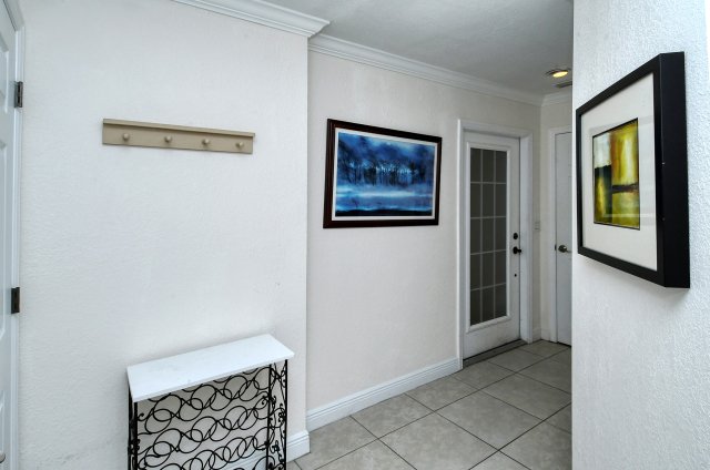 2 Condominium vacation rental located in Anna Maria Island 1