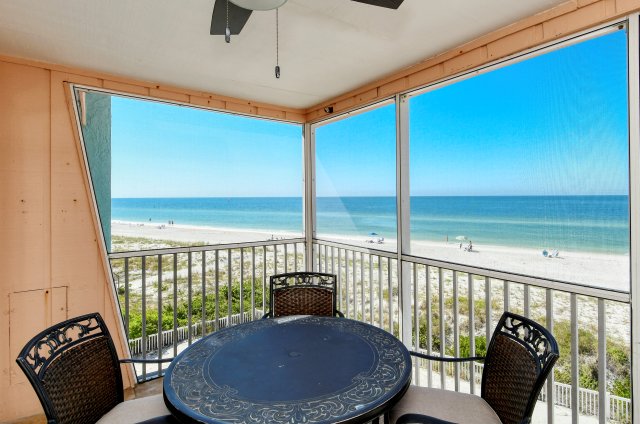 2 Condominium vacation rental located in Anna Maria Island 1