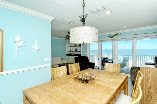 2 Condominium vacation rental located in Anna Maria Island 1