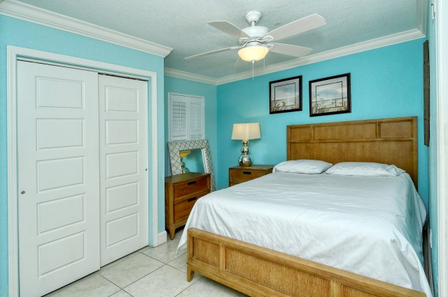 2 Condominium vacation rental located in Anna Maria Island 1