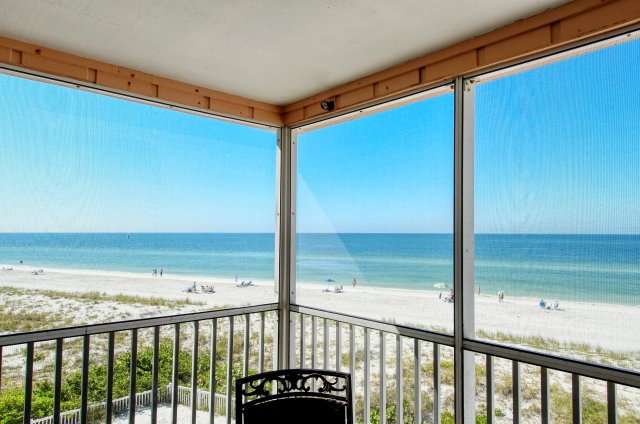 2 Condominium vacation rental located in Anna Maria Island 1