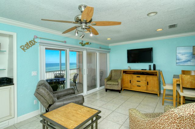 2 Condominium vacation rental located in Anna Maria Island 1