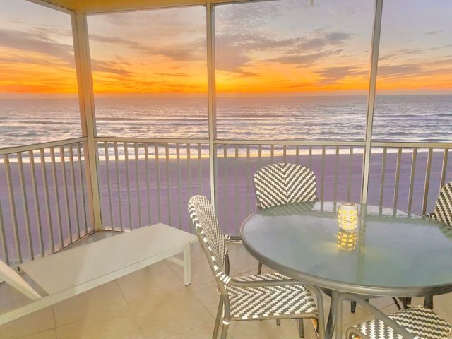 2 Condominium vacation rental located in Anna Maria Island 1