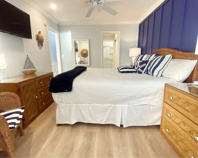 2 Condominium vacation rental located in Anna Maria Island 1