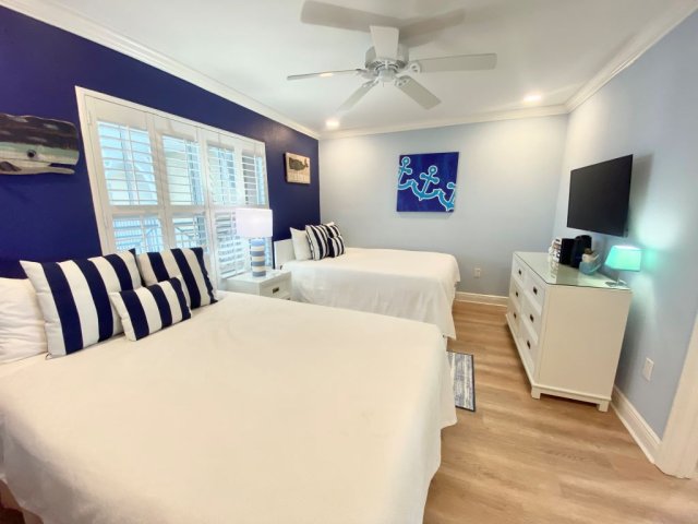 2 Condominium vacation rental located in Anna Maria Island 1