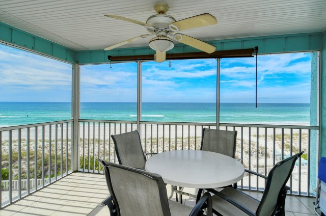 2 Condominium vacation rental located in Anna Maria Island 1