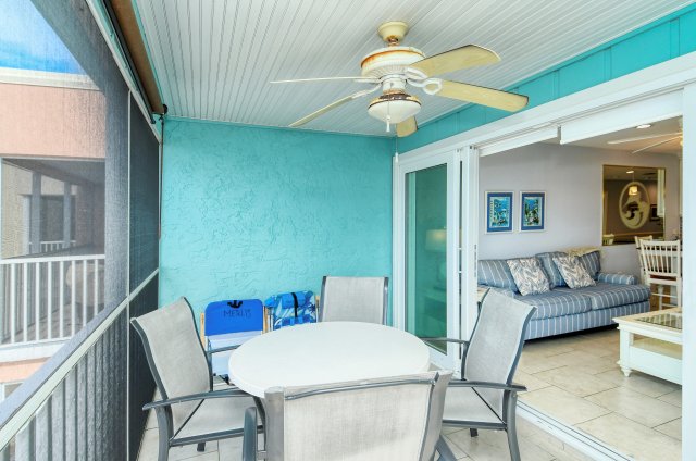 2 Condominium vacation rental located in Anna Maria Island 1