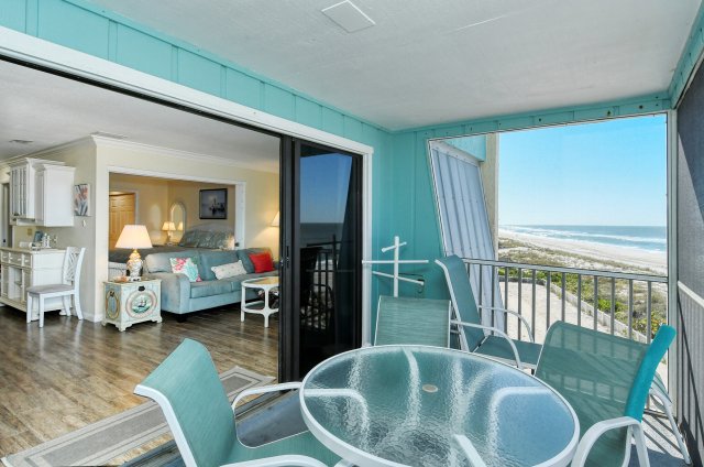 2 Condominium vacation rental located in Anna Maria Island 1