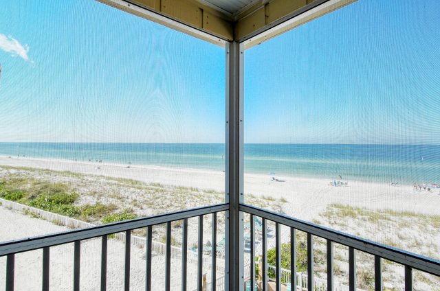 2 Condominium vacation rental located in Anna Maria Island 1