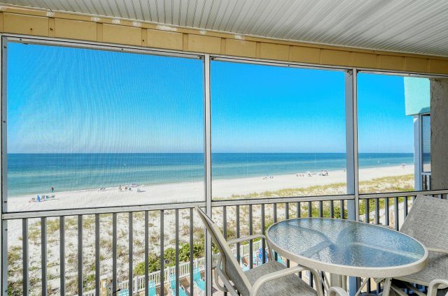 2 Condominium vacation rental located in Anna Maria Island 1