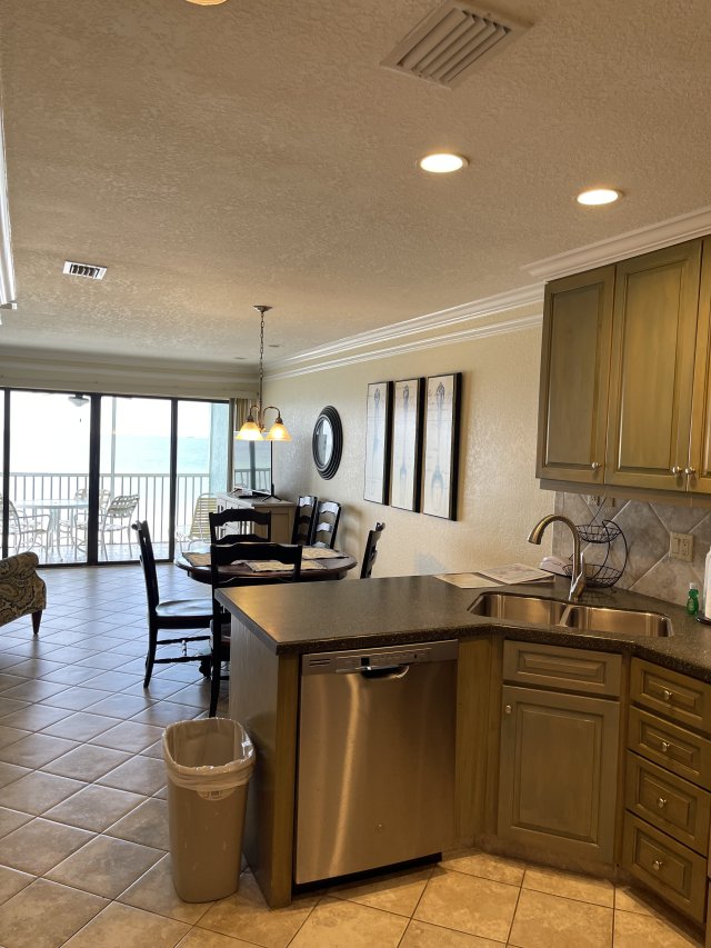 2 Condominium vacation rental located in Anna Maria Island 1