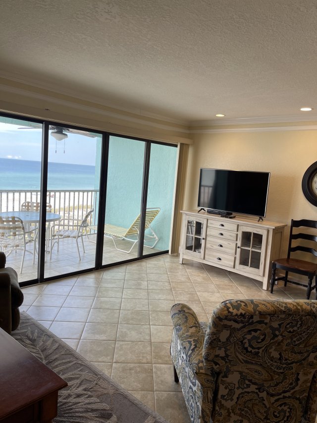 2 Condominium vacation rental located in Anna Maria Island 1