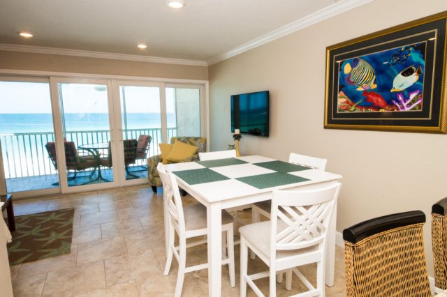 2 Condominium vacation rental located in Anna Maria Island 1