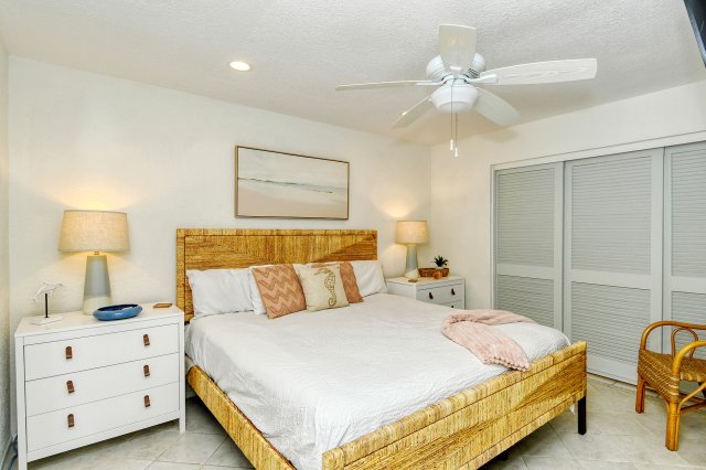 2 Condominium vacation rental located in Anna Maria Island 1