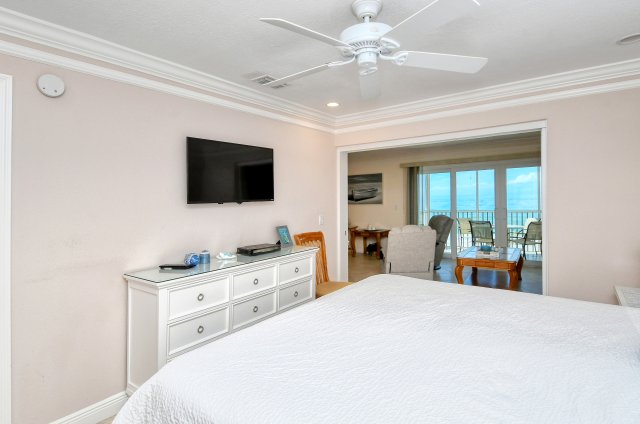 2 Condominium vacation rental located in Anna Maria Island 1