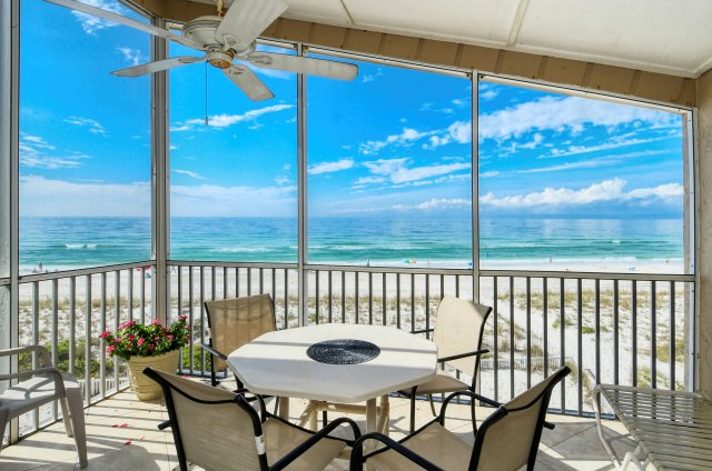 2 Condominium vacation rental located in Anna Maria Island 1