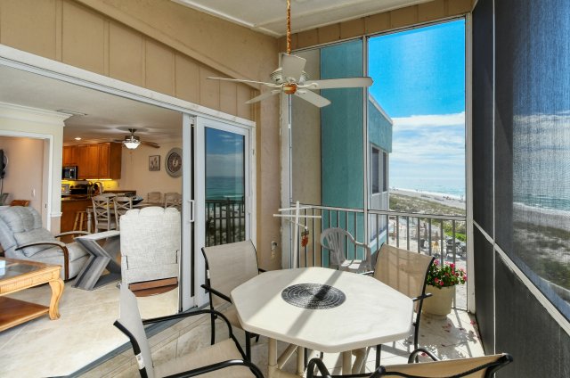 2 Condominium vacation rental located in Anna Maria Island 1