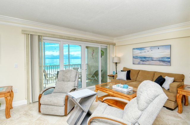 2 Condominium vacation rental located in Anna Maria Island 1