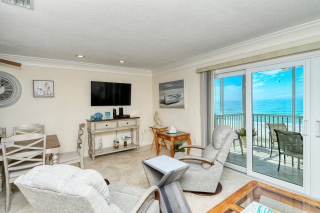 2 Condominium vacation rental located in Anna Maria Island 1