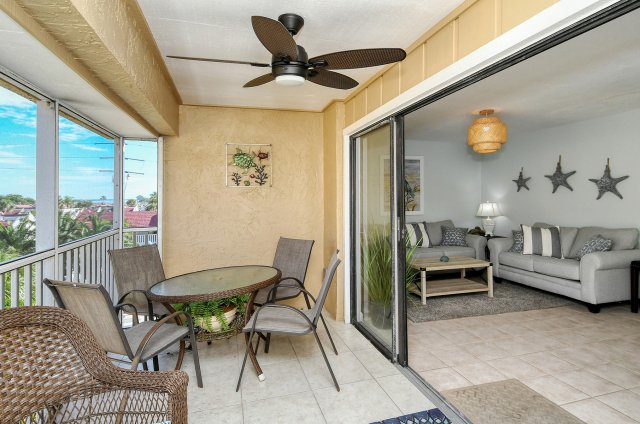 2 Condominium vacation rental located in Anna Maria Island 1