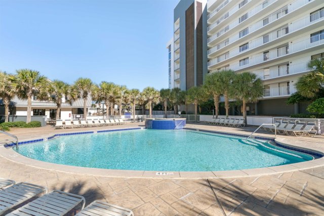 4 Condominium vacation rental located in Destin 1