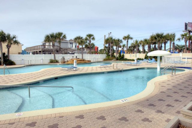 3 Condominium vacation rental located in Panama City Beach 1