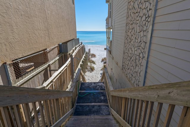 3 Villa vacation rental located in Destin 1