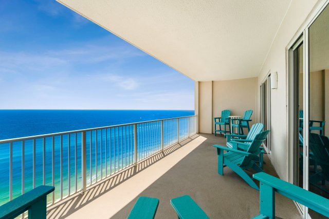 2 Condominium vacation rental located in Panama City Beach 1