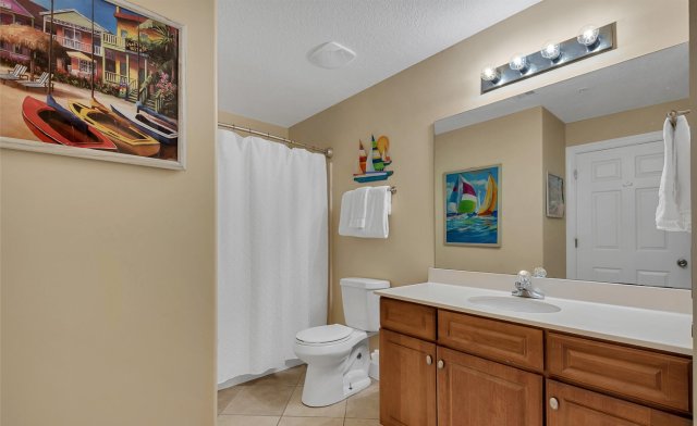 2 Condominium vacation rental located in Panama City Beach 1