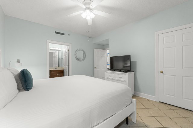 1 Condominium vacation rental located in Panama City Beach 1