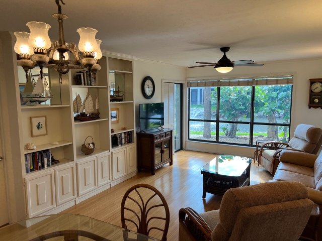 1 Condominium vacation rental located in Anna Maria Island 1