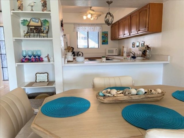 2 Condominium vacation rental located in Anna Maria Island 1