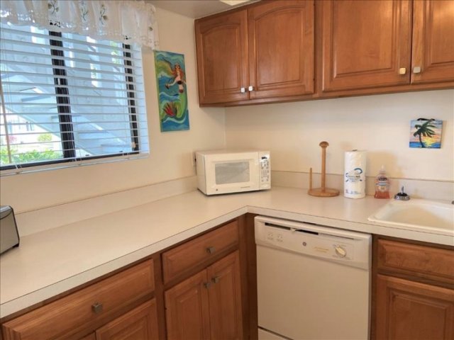 2 Condominium vacation rental located in Anna Maria Island 1