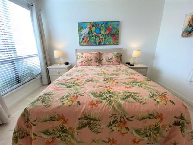 2 Condominium vacation rental located in Anna Maria Island 1