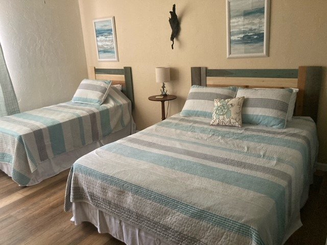 2 Condominium vacation rental located in Anna Maria Island 1