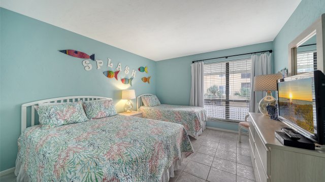 2 Condominium vacation rental located in Anna Maria Island 1