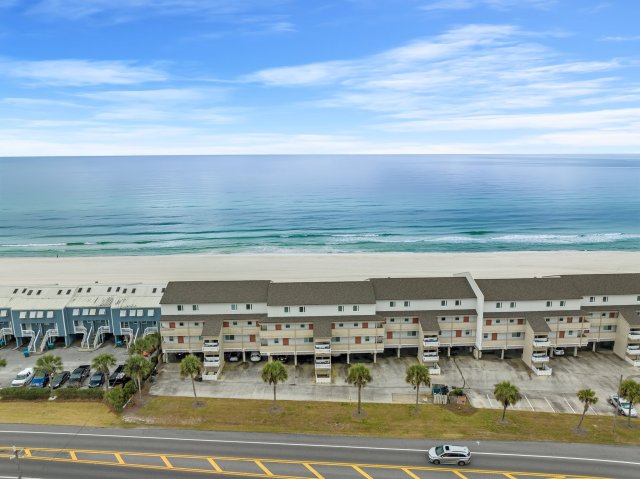 2 Condominium vacation rental located in Panama City Beach 1